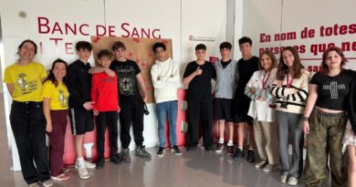 L’alumnat de 3r d’ESO impulsa la campanya solidària “Dona una gota de vida”
